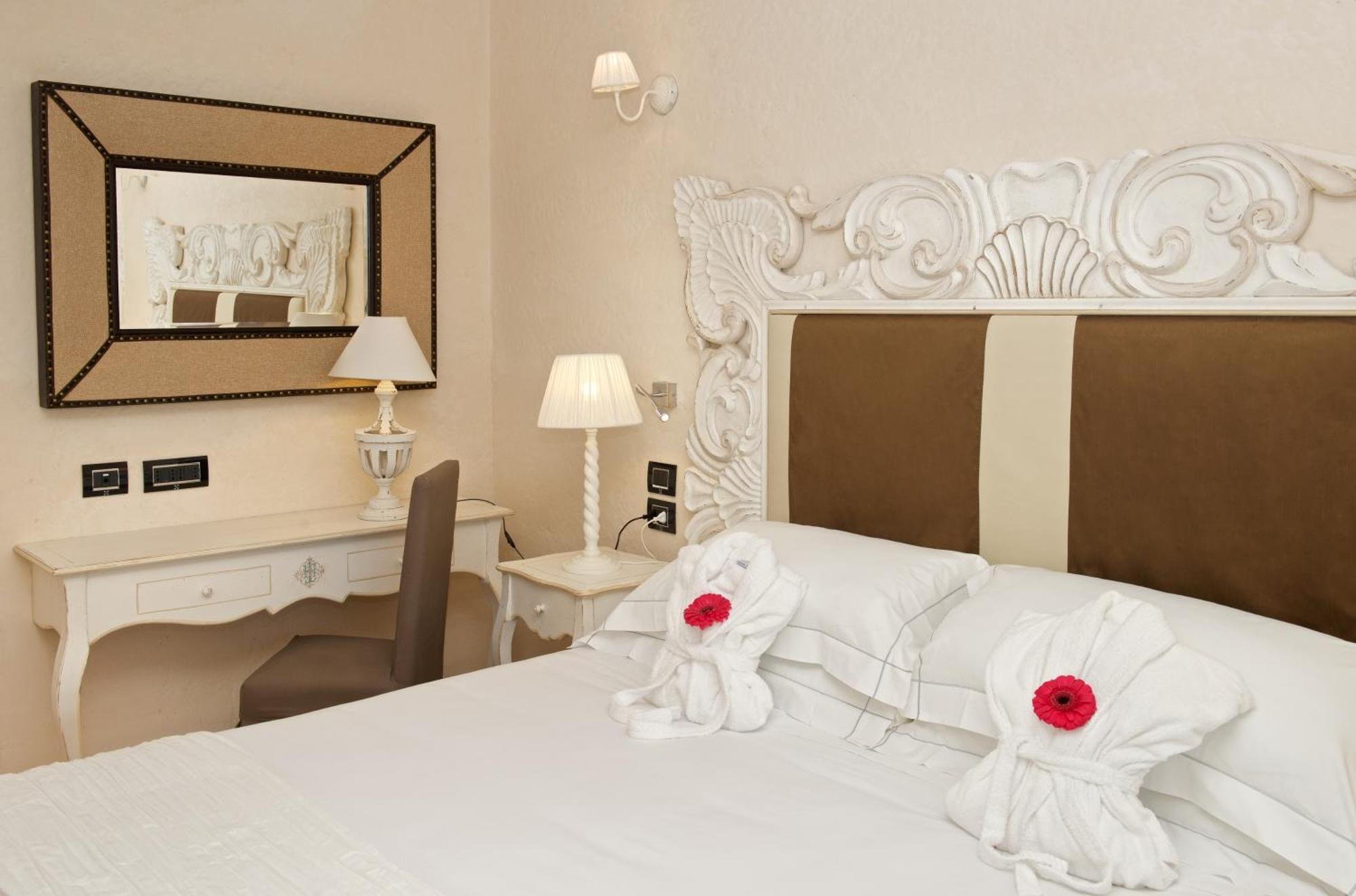 La Villa Del Re - Adults Only - Small Luxury Hotels Of The World Castiadas Esterno foto