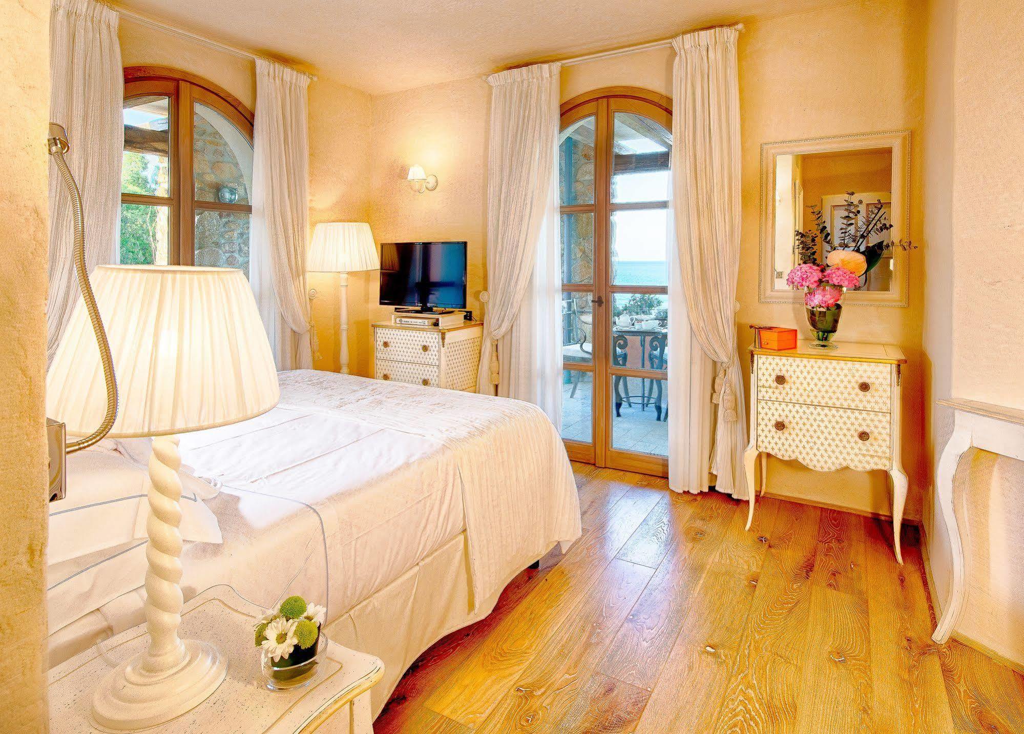 La Villa Del Re - Adults Only - Small Luxury Hotels Of The World Castiadas Esterno foto